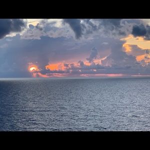 Meet your Posher, Adrian